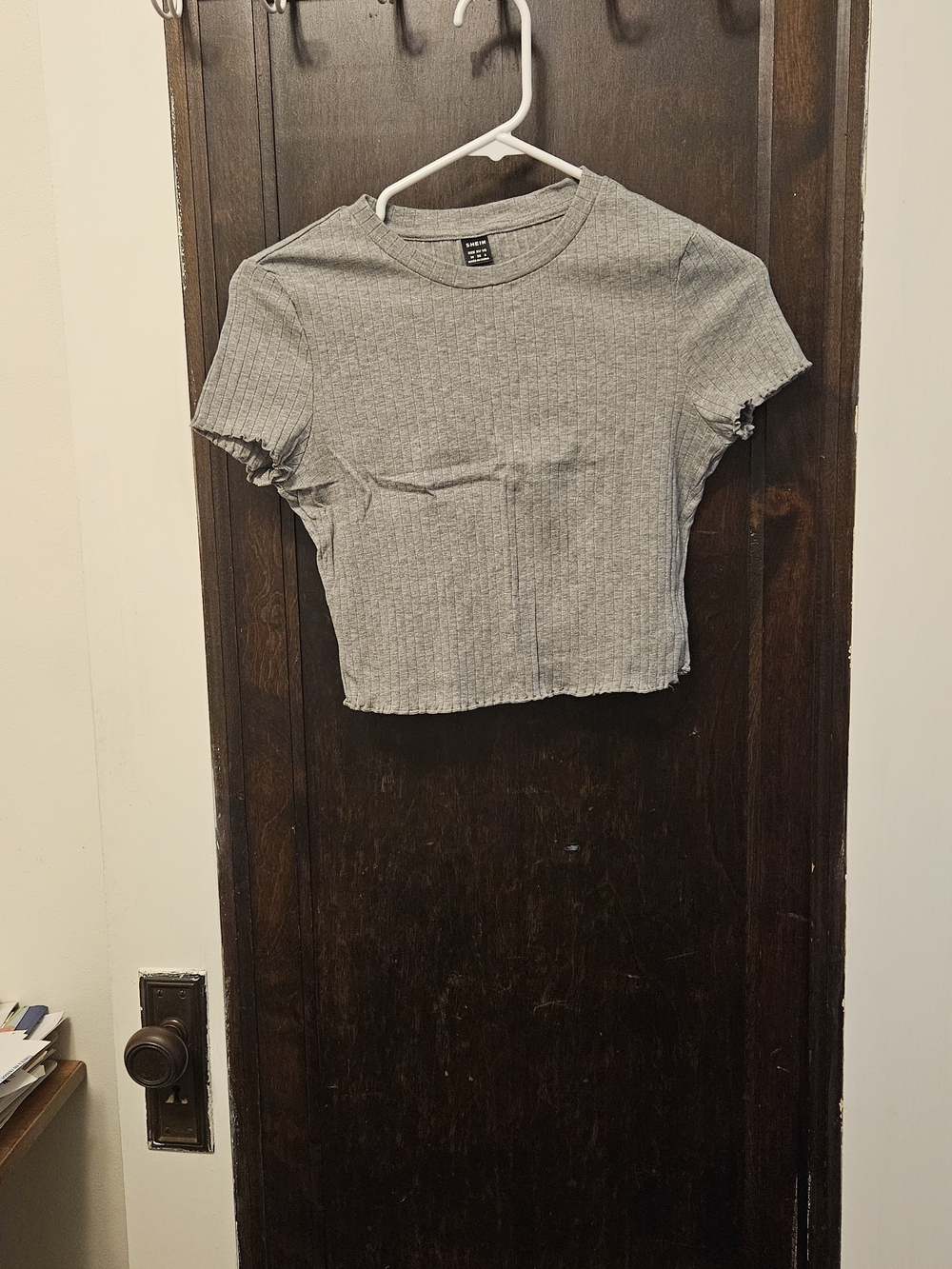 SHEIN Gray Ribbed Short Sleeve Crop Top